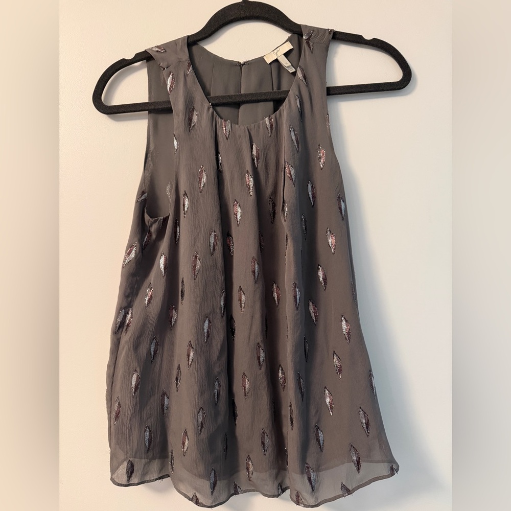 Joie Gray Patterned Sleeveless Blouse